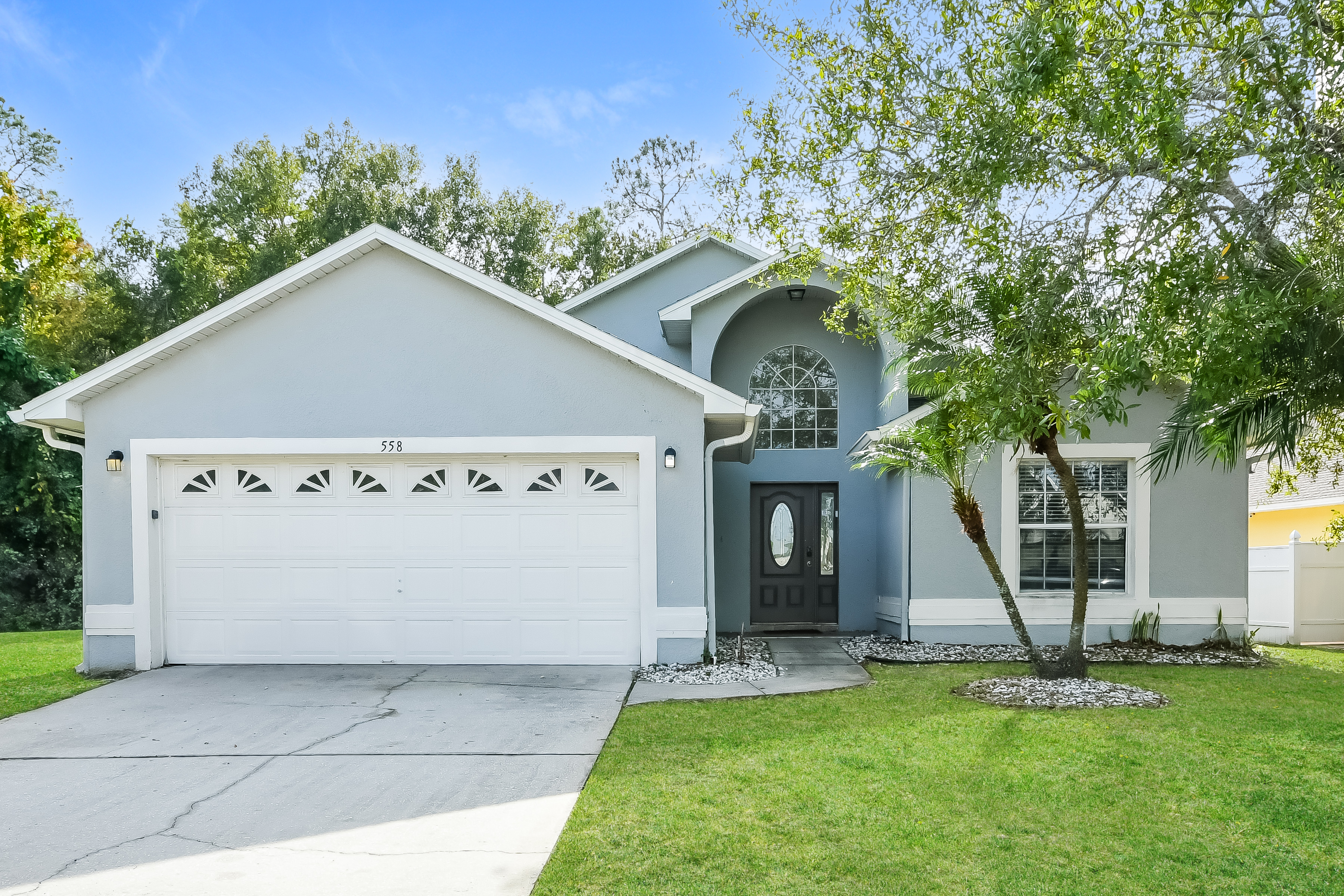 558 Eagle Pointe S Kissimmee, FL 34746